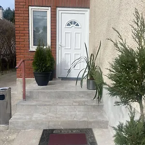 Bed & Breakfast Airport17